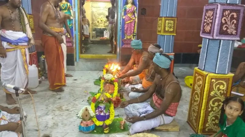அம்மன் கோவில் (11)